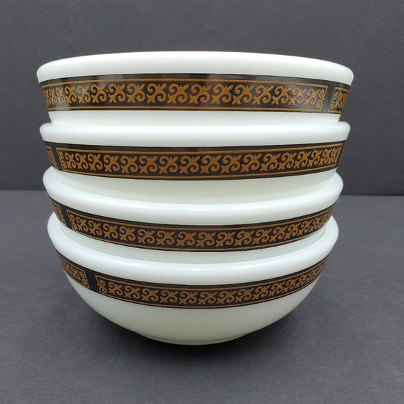 Pyrex Tableware by Corning Ebony Fleur De Lis Fruit Dessert Bowls Black Border - Picture 3 of 8